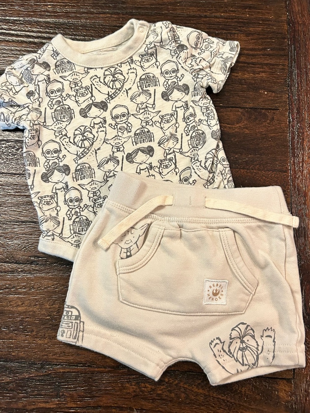 GAP Baby Star Wars Neutral Character Matching Short Set - 3/6 months